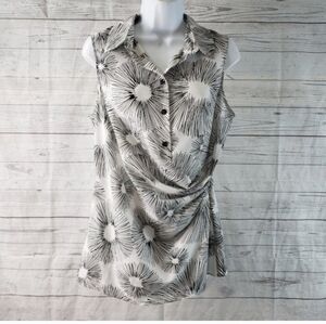 CAbi Monochrome Sunburst Sleeveless Blouse